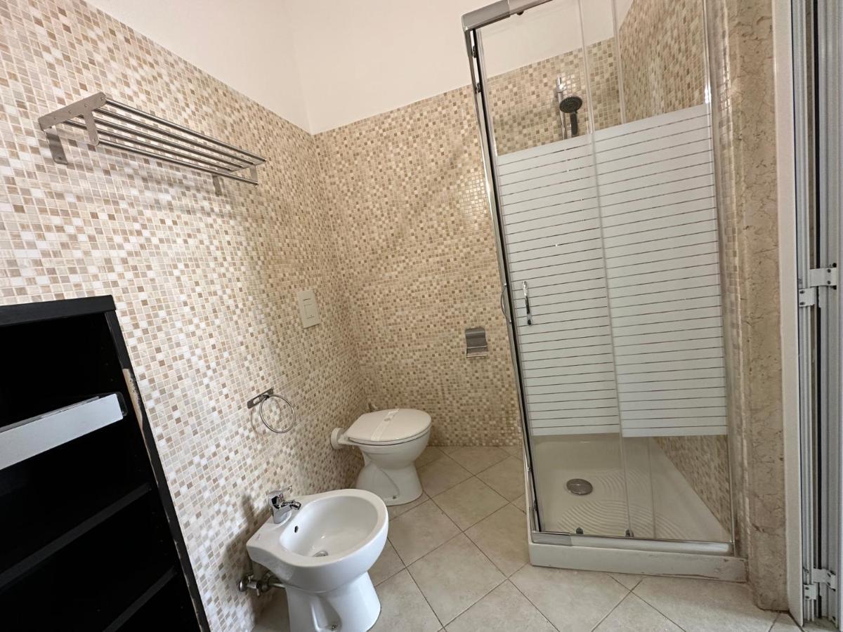 Cconforthotels Appartamento Crispi Bari Extérieur photo