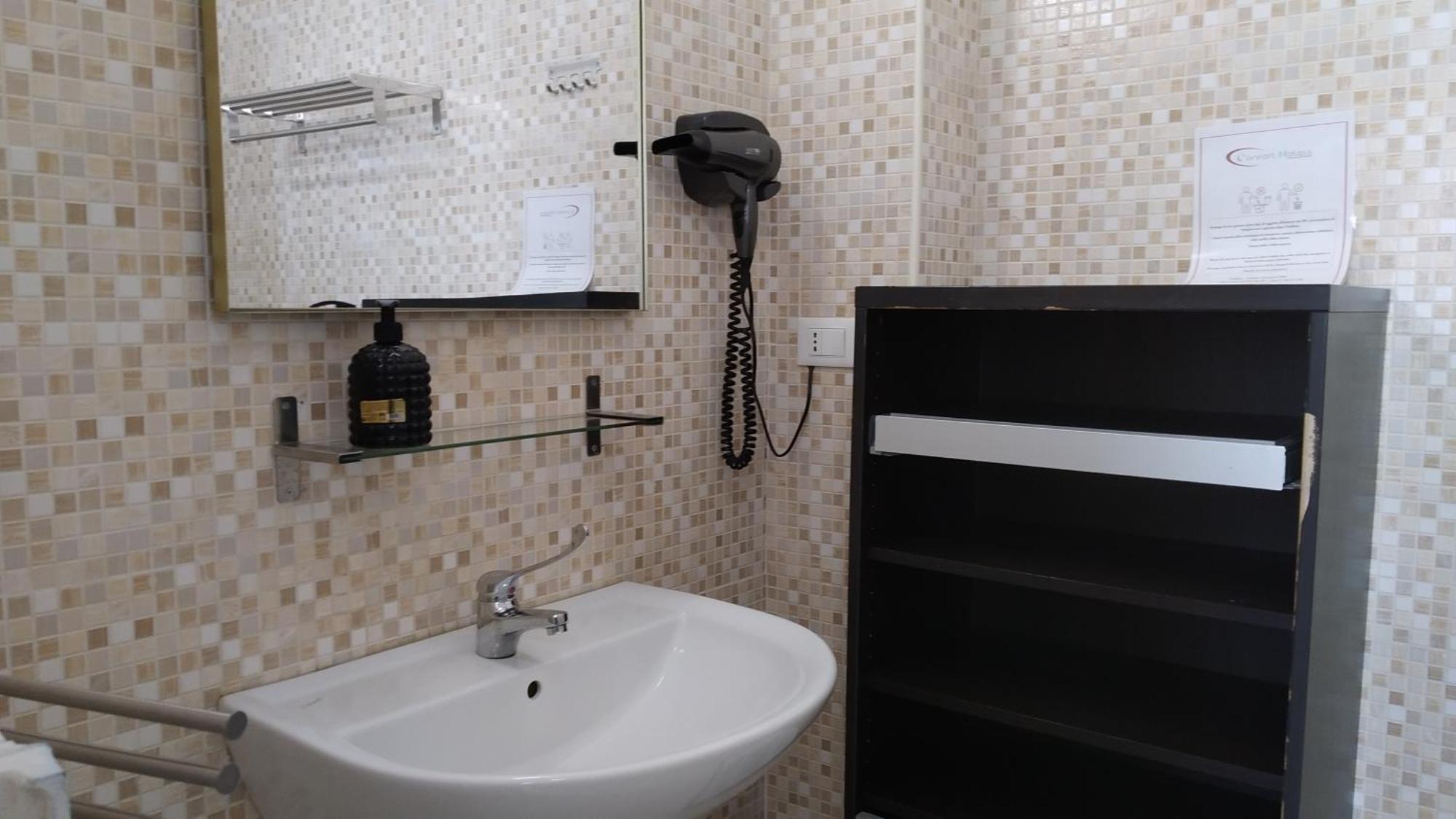 Cconforthotels Appartamento Crispi Bari Extérieur photo